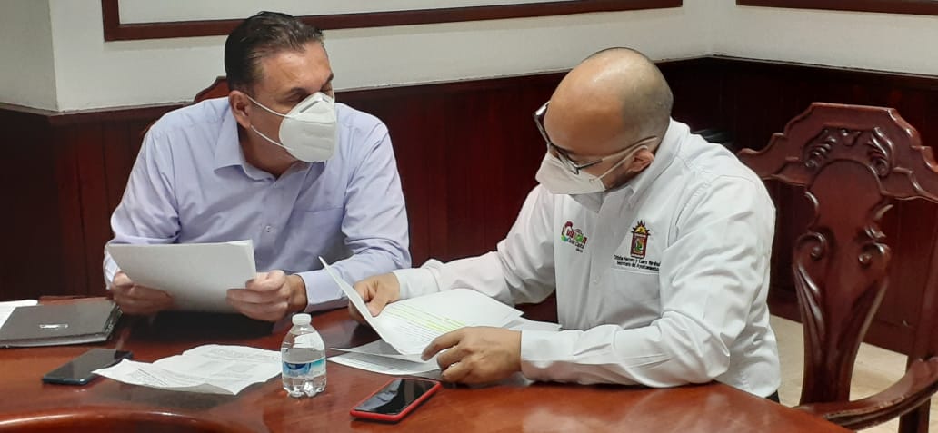 Gobierno de Culiacán atiende a integrantes de Bomberos de Culiacán (1)